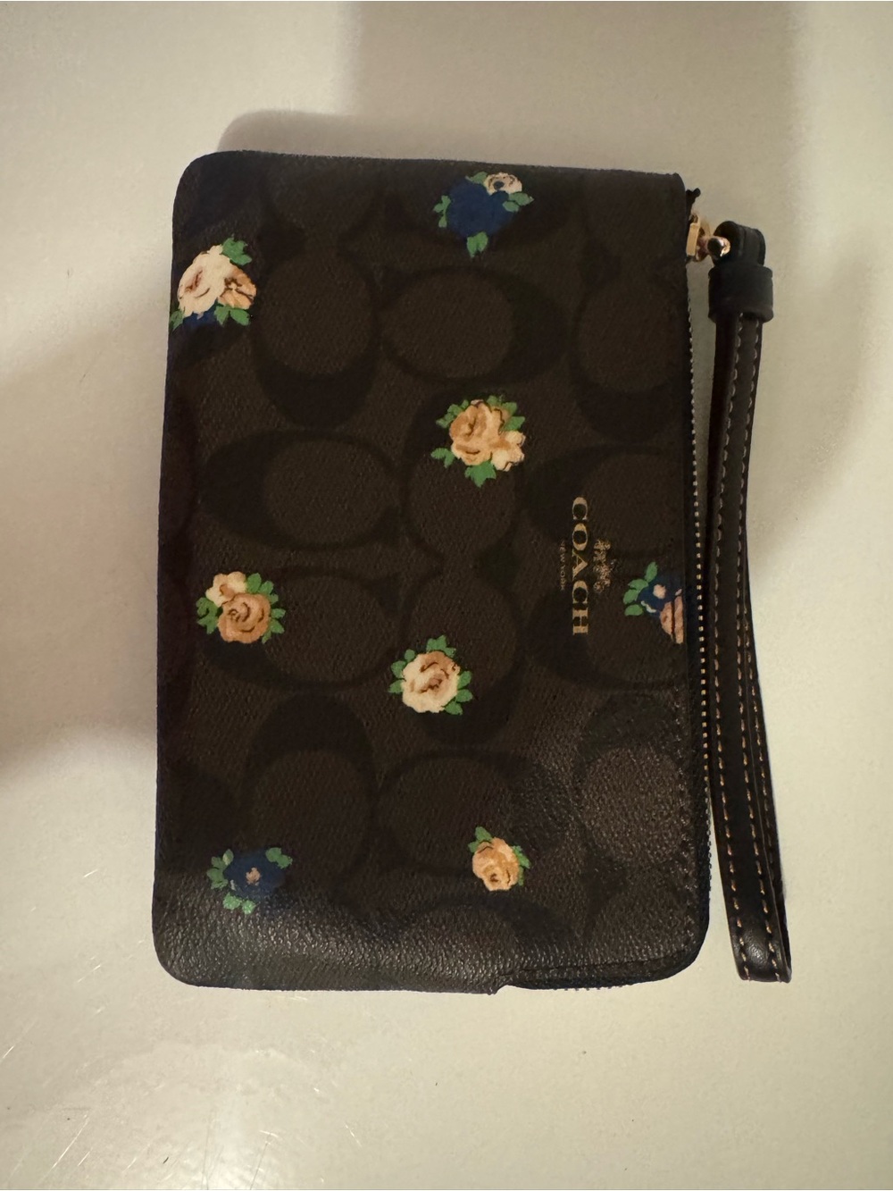 COACH Black Floral Signature Wristlet Pouch